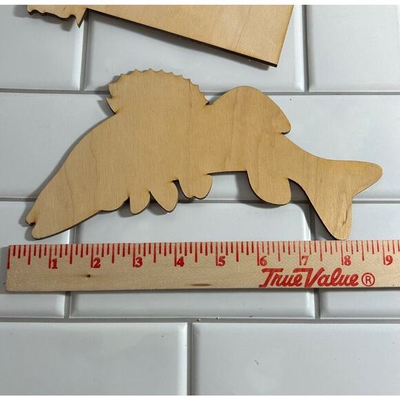 Lot of 5 Unfinished Wood Cut-Outs & Novelty Wood Pieces Moose Walleye Heart - Picture 5 of 7
